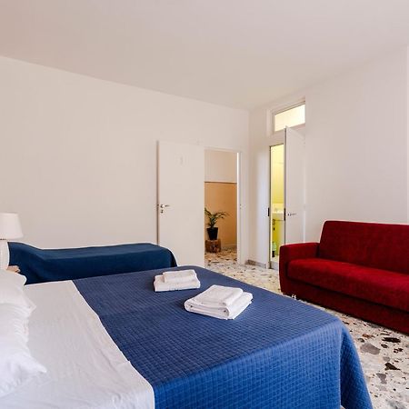 Casa Di Madre Antonia Hotell Brindisi Eksteriør bilde