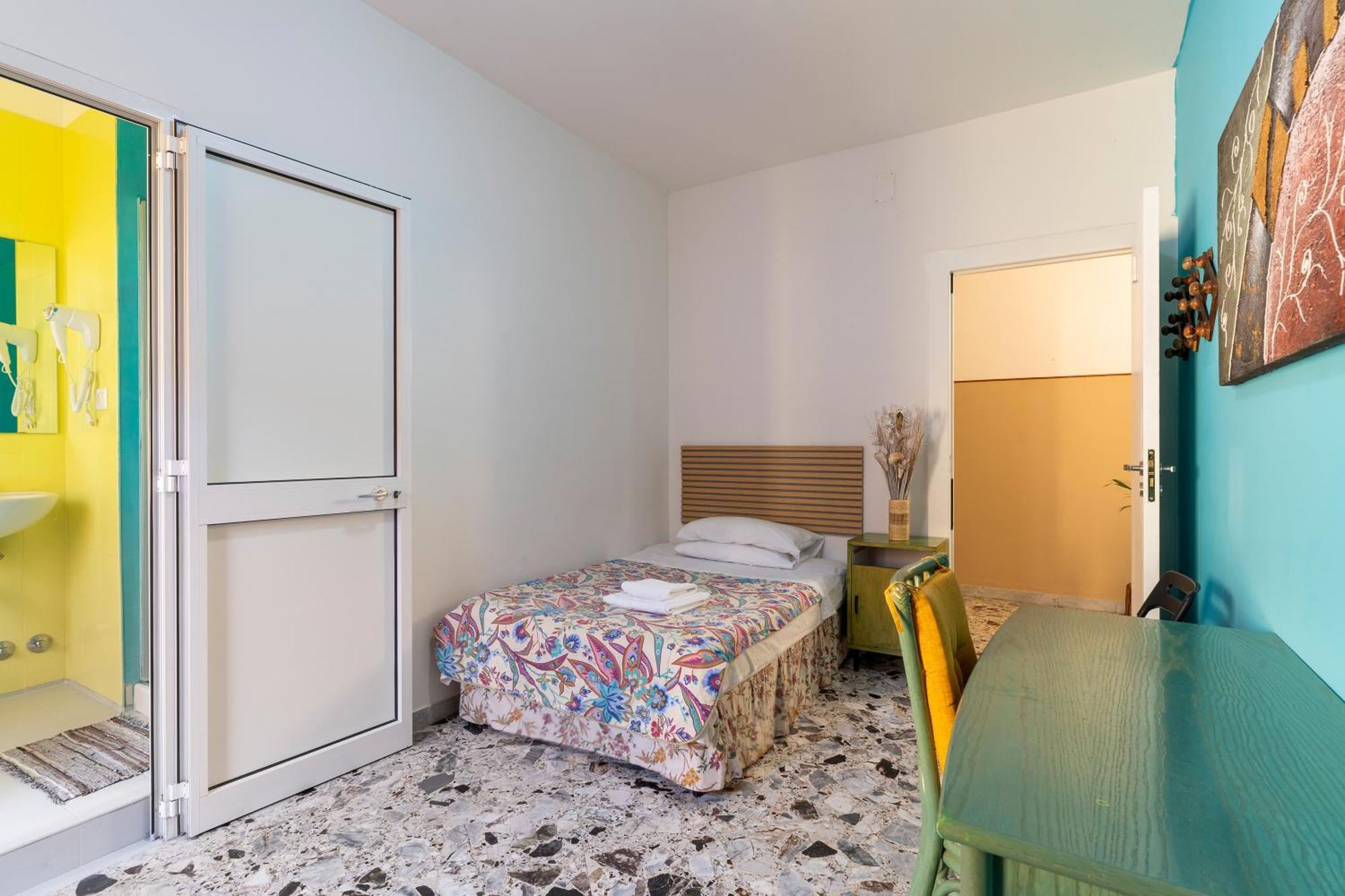 Casa Di Madre Antonia Hotell Brindisi Eksteriør bilde
